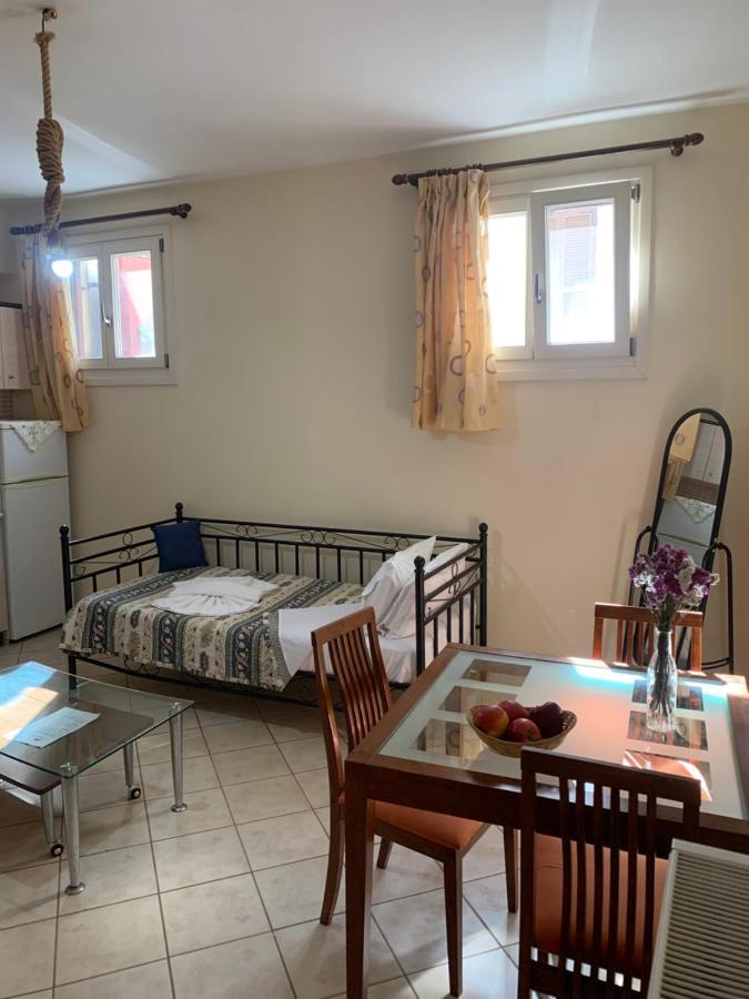 Little Yard Studios & Apartments #4 Naxos City Εξωτερικό φωτογραφία